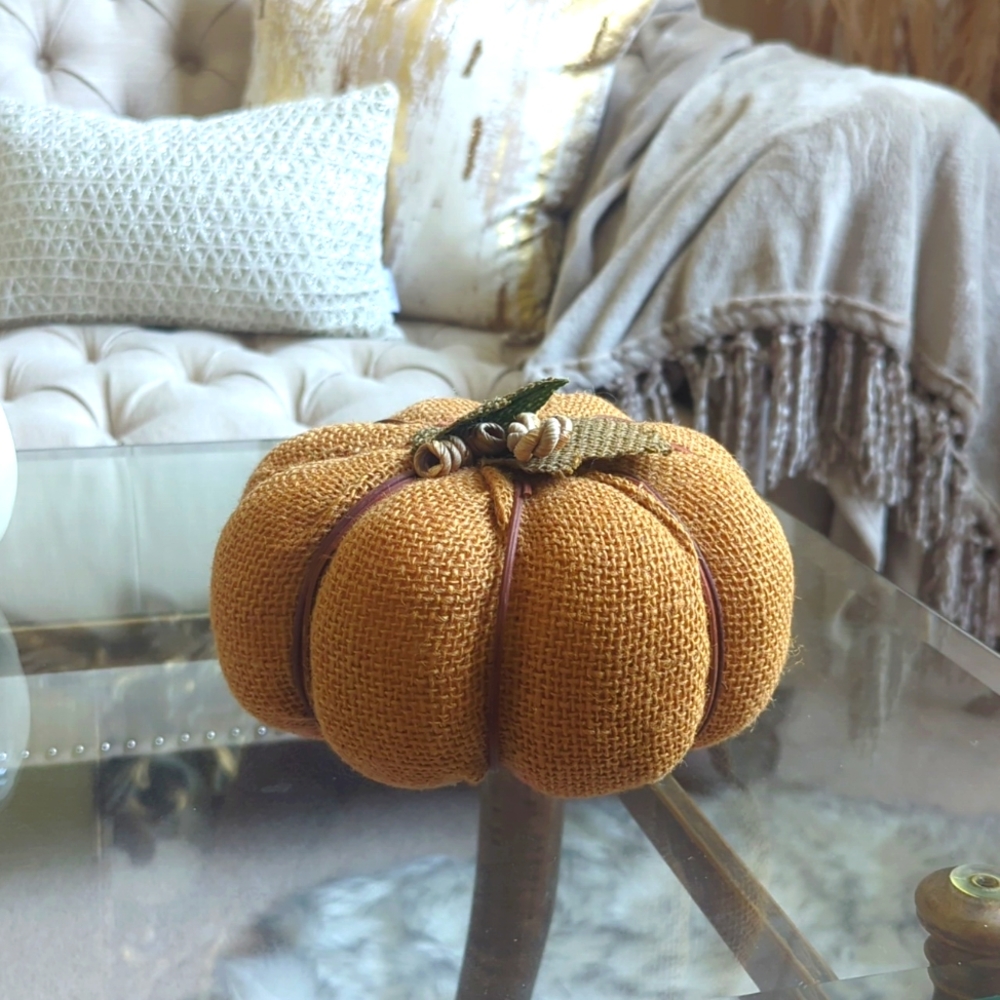 Burlap pumpkin
